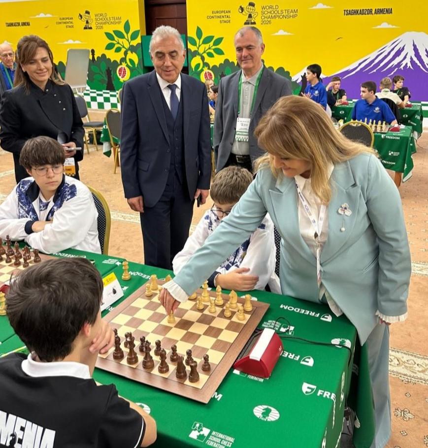 Լիլիթ Մկրտչյանի առաջին քայլով մեկնարկեց դպրոցականների թիմային աշխարհի առաջնության եվրոպական փուլը